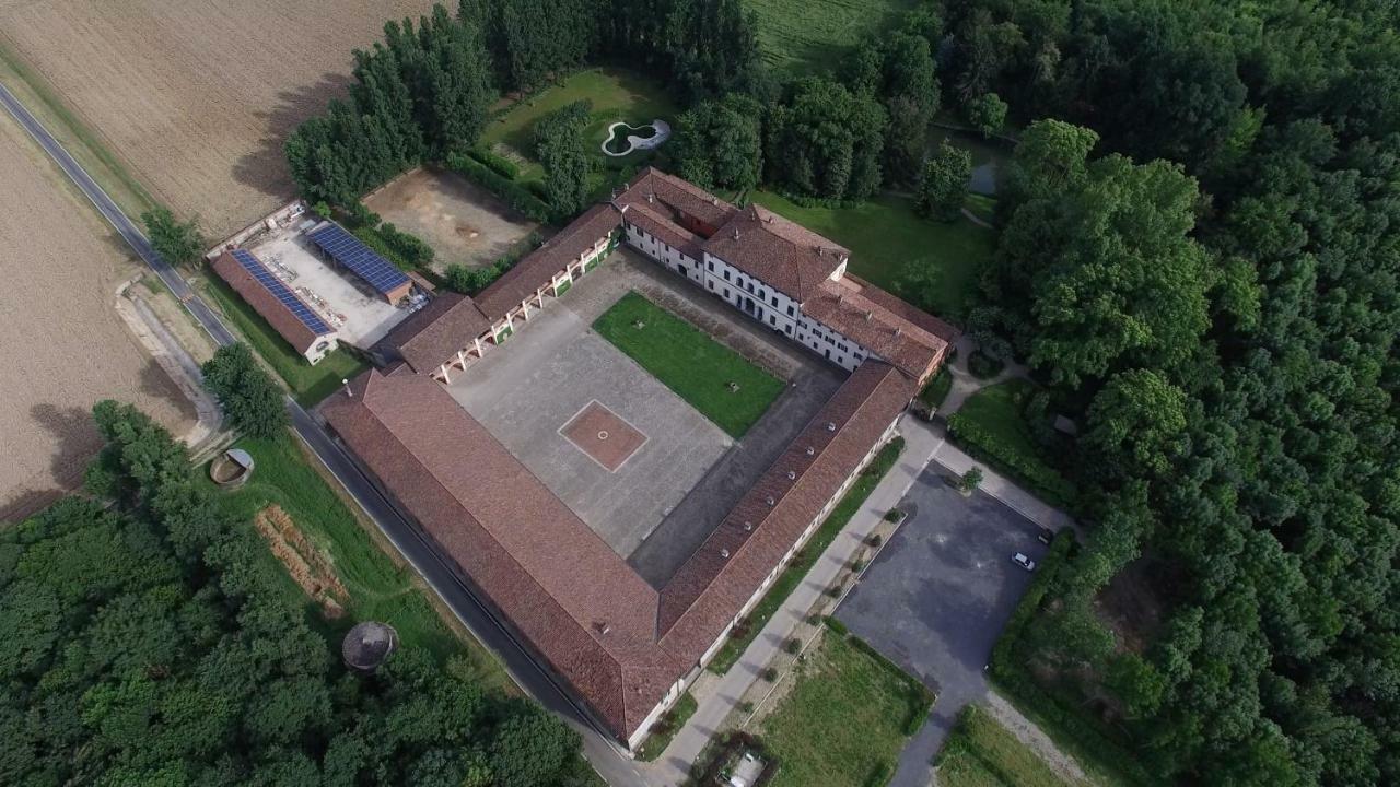 Agriturismo Cascina Farisengo Stagno Lombardo Buitenkant foto